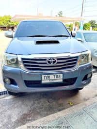 2013 TOYOTA HILUX 2.5