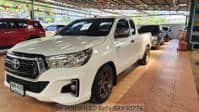 2020 TOYOTA HILUX 2.4