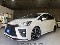 2017 TOYOTA PRIUS ALPHA SGRAIS