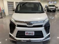 2018 TOYOTA VOXY