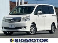 2012 TOYOTA NOAH