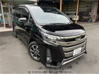 2017 TOYOTA NOAH 9SD