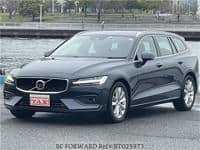 2021 VOLVO V60 B4