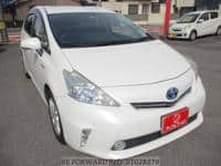 2011 TOYOTA PRIUS ALPHA