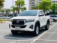 2017 TOYOTA HILUX 2.4