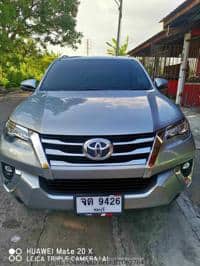 TOYOTA Fortuner