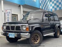 NISSAN Safari