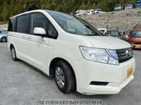 2011 HONDA STEP WGN