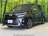 2018 TOYOTA VOXY ZS