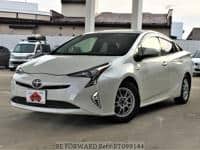 2017 TOYOTA PRIUS S