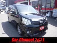 2010 TOYOTA NOAH