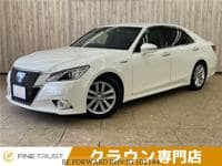 2013 TOYOTA CROWN HYBRID