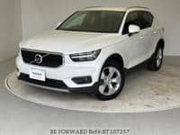 2021 VOLVO XC40 B4