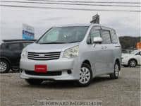 2013 TOYOTA NOAH