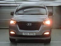 2018 HYUNDAI GRAND STAREX