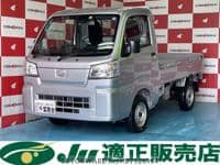 2022 DAIHATSU HIJET TRUCK 4WD