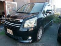 2010 TOYOTA NOAH 2.0SG