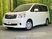 2013 TOYOTA NOAH X