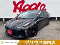 2020 TOYOTA PRIUS