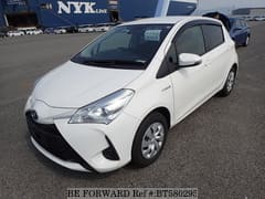 TOYOTA Vitz Hybrid