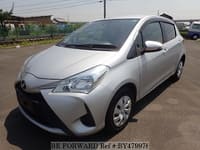 2017 TOYOTA VITZ F