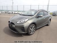 2020 TOYOTA AQUA HYBRID CROSSOVER GLAM