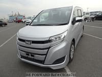 2020 TOYOTA NOAH X
