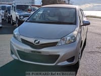 2011 TOYOTA VITZ F