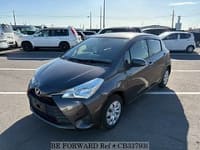 2017 TOYOTA VITZ F