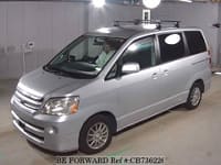 2004 TOYOTA NOAH