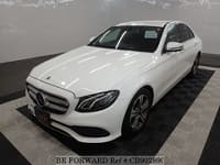 2017 MERCEDES-BENZ E-Class LDA-213004C WDD2130042A251789
