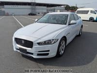 2019 JAGUAR XE