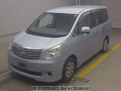 2012 Toyota Noah — chassis AZR60-177486