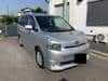 TOYOTA Voxy (75)