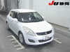 SUZUKI Swift (12)