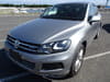 VOLKSWAGEN Touareg (372)