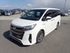 TOYOTA Noah Hybrid (238)