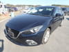 MAZDA Axela Hybrid (11)